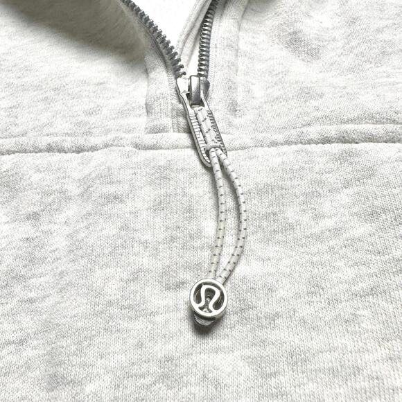 Lululemon | Women | Scuba Oversized Heather Gray Half Zip Cropped Hoodie | XS-S - Picture 9 of 13